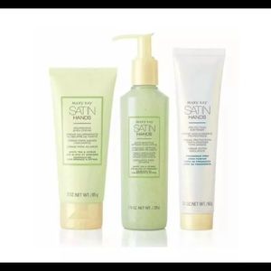 Mary Kay Satin Hands Set- White Tea & Citrus